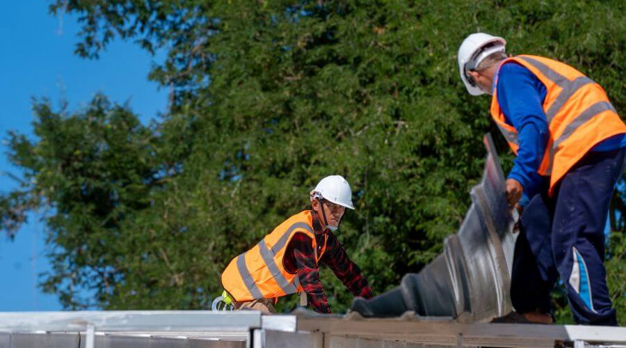 Expert top industrial roofings services in Temperance, MI